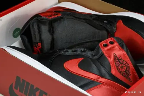 FD4810-061 OG Bred  High 1 Satin Retro Jordan  FD4810-061 0603